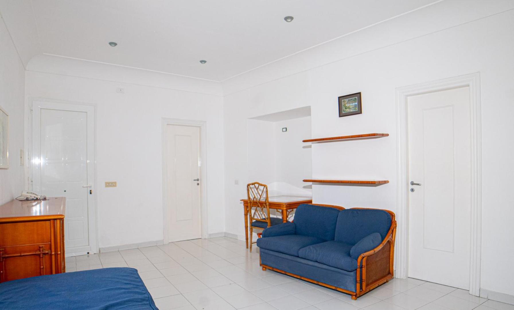 Hotel Oasi Castiglione Casamicciola Terme Oda fotoğraf