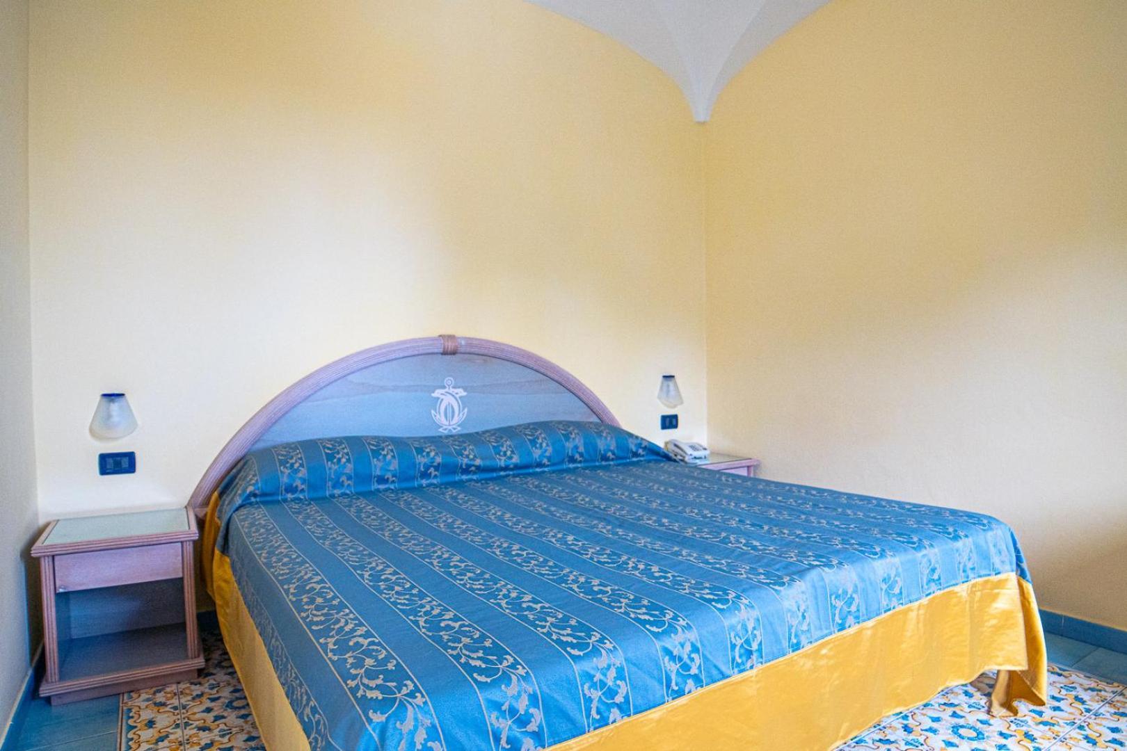 Hotel Oasi Castiglione Casamicciola Terme Oda fotoğraf